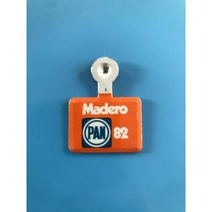 Vintage 1982 Gustavo Madero Munozr Pan 82 Mexico Metal Tab Pin Pinback Button